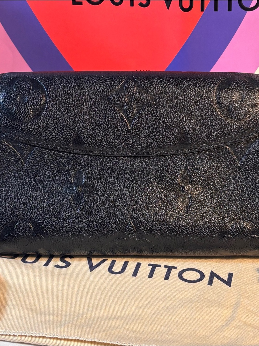 Louis Vuitton New Model Favorite Noir - Picture 3 of 16